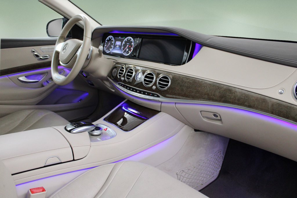 Used 2017 Mercedes-Benz S 550 Sedan image 22
