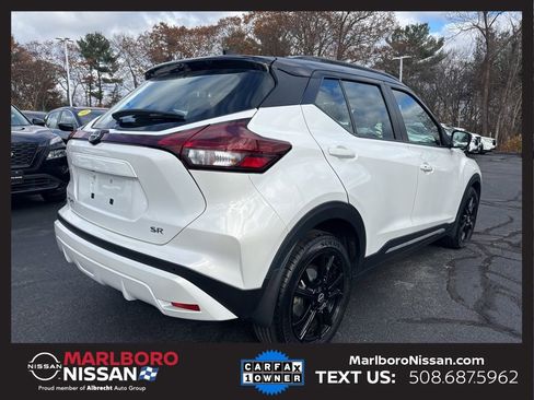 Used 2023 Nissan Kicks SR image 7