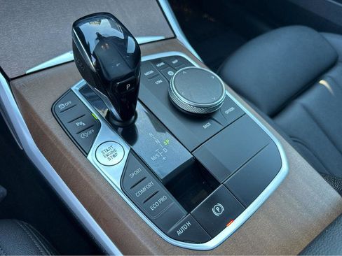 Used 2021 BMW 330i Sedan w/ Convenience Package image 28