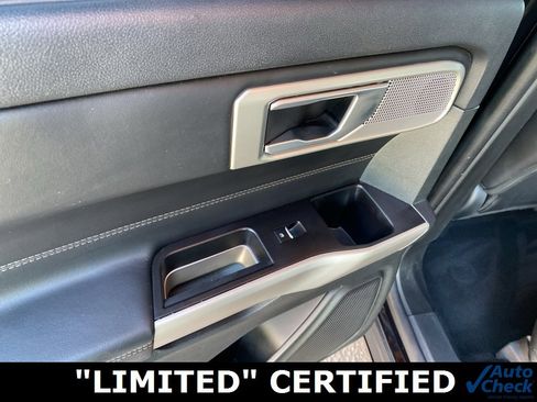 Used 2023 Ford Explorer Limited w/ Equipment Group 301A image 18