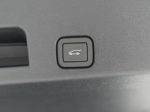 New 2026 Chevrolet Traverse RS FWD image 37