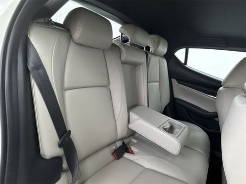 Used 2021 MAZDA MAZDA3 s image 37