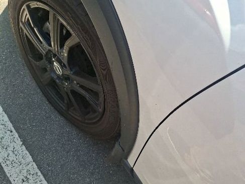 Used 2021 Nissan Kicks SR FWD image 8