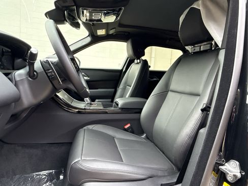 New 2026 Land Rover Range Rover Velar Dynamic SE image 14