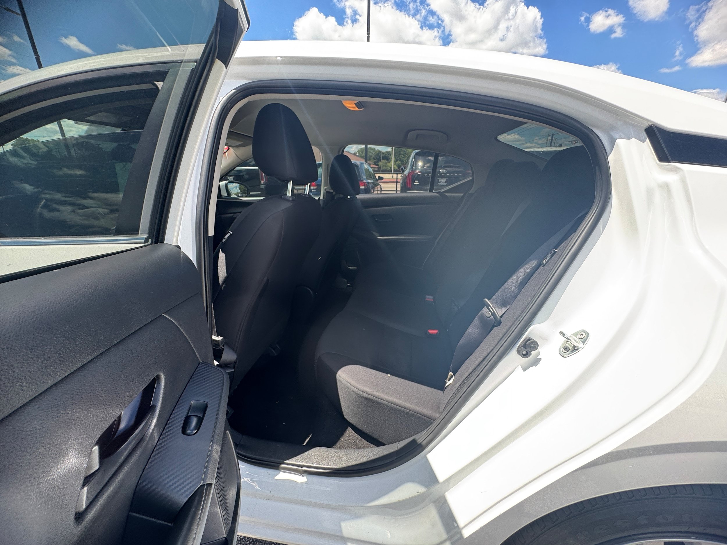 Used 2024 Nissan Sentra S FWD image 5