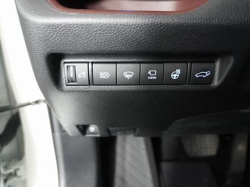 Used 2022 Toyota RAV4 Limited image 25