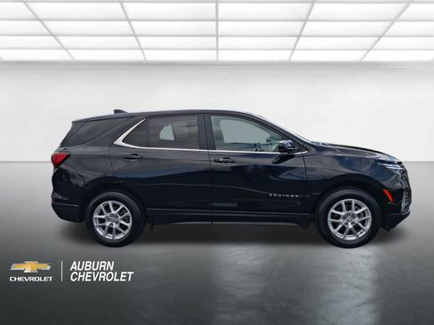 Certified 2024 Chevrolet Equinox LT AWD/4WD image 2