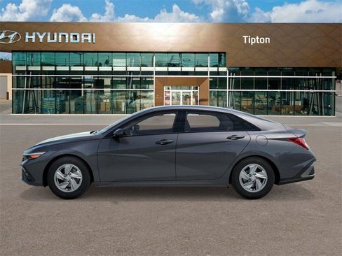 New 2026 Hyundai Elantra SE w/ Cargo Package image 3