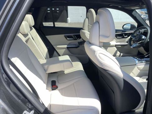 New 2026 Mercedes-Benz GLC 300 4MATIC image 23