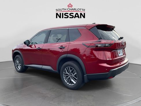 Used 2026 Nissan Rogue S FWD image 4