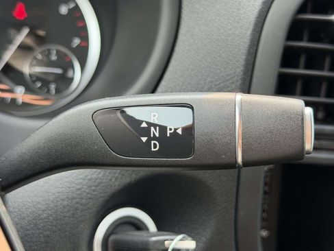 Used 2023 Mercedes-Benz Metris Passenger image 6
