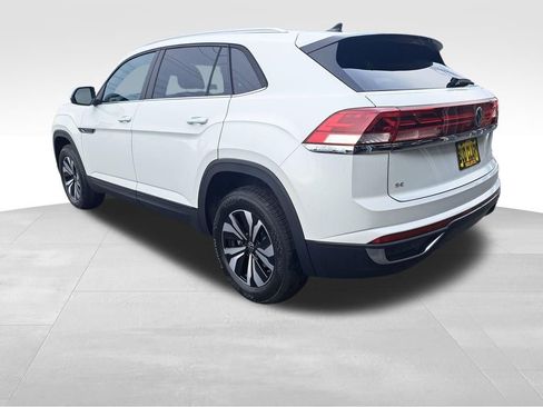 New 2026 Volkswagen Atlas Cross Sport SE AWD/4WD image 3