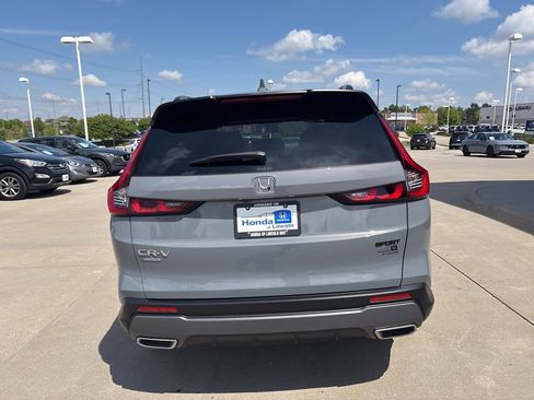 Certified 2025 Honda CR-V Sport image 6