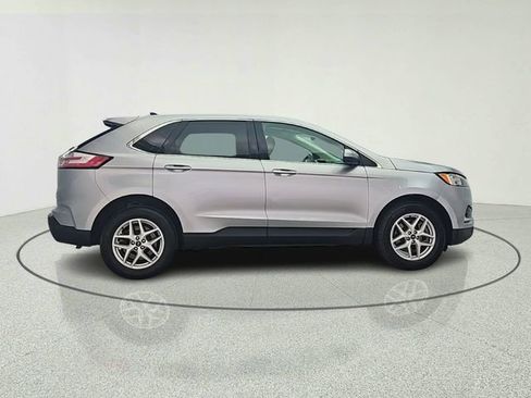 Used 2022 Ford Edge SEL AWD/4WD image 7