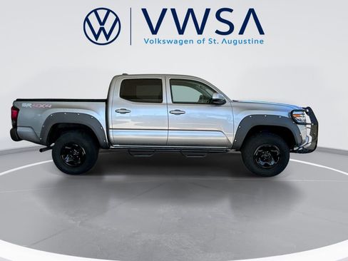 Used 2021 Toyota Tacoma SR AWD/4WD image 8
