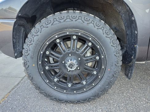Used 2012 Toyota Tundra Limited w/ Memory Pkg AWD/4WD image 23