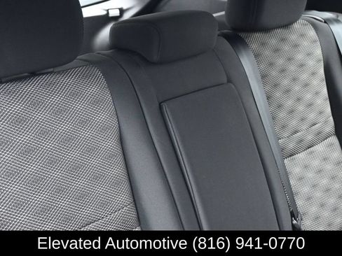 Used 2021 Nissan Rogue Sport SV AWD/4WD image 10