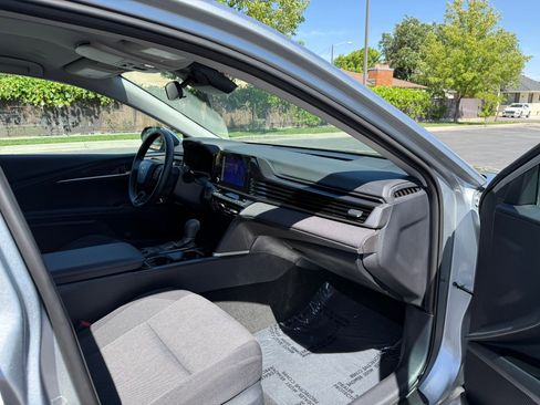 Used 2026 Toyota Camry LE FWD image 29