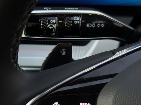 Certified 2025 Cadillac Optiq Luxury 1 image 32