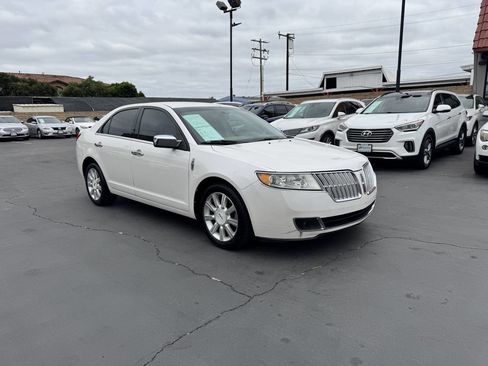 Used 2010 Lincoln MKZ FWD image 8