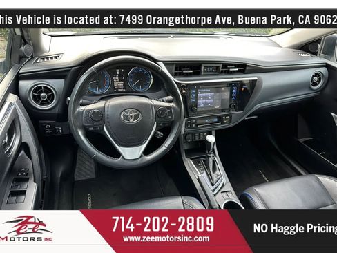 Used 2019 Toyota Corolla XSE image 18