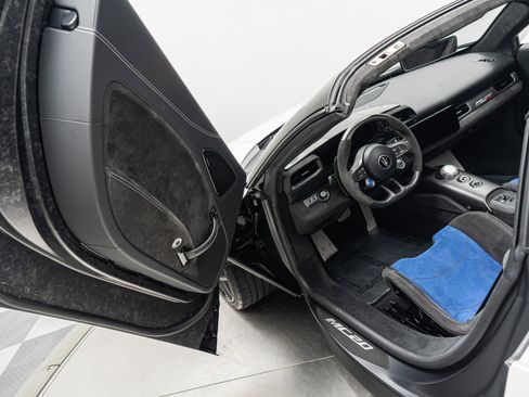 Used 2023 Maserati MC20 Spyder RWD image 23
