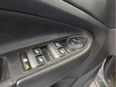 Used 2015 Ford Escape S image 20