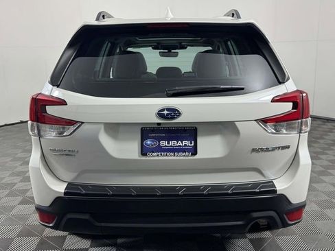 Certified 2023 Subaru Forester Premium AWD/4WD image 9