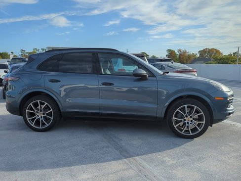 Used 2019 Porsche Cayenne S image 4