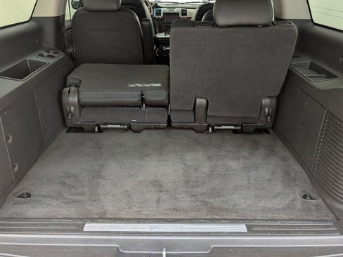 Used 2014 Cadillac Escalade ESV Luxury image 22