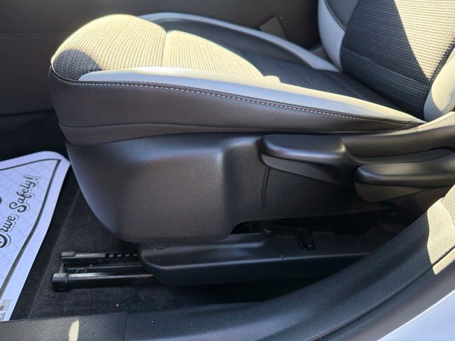 Used 2024 Buick Envista Preferred w/ Convenience II Package FWD image 14