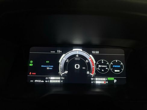 Used 2024 Toyota Tundra Platinum AWD/4WD image 14
