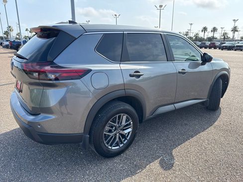 Used 2025 Nissan Rogue S FWD image 7