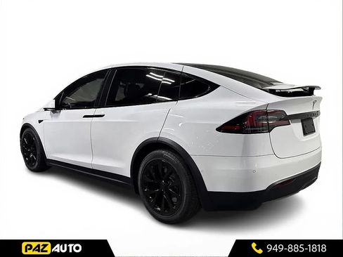 Used 2022 Tesla Model X Plaid AWD/4WD image 3