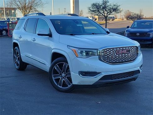 Used 2017 GMC Acadia Denali w/ Technology Package image 1