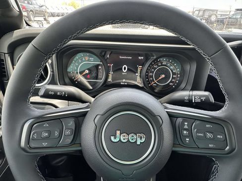 New 2026 Jeep Gladiator Mojave AWD/4WD image 14