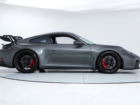 Used 2022 Porsche 911 GT3 image 6