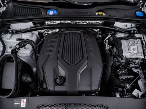 New 2026 Porsche Macan image 29