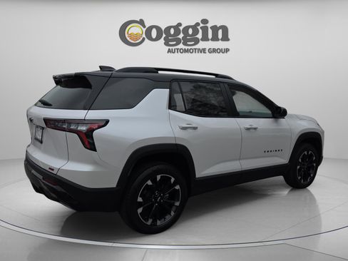 Used 2025 Chevrolet Equinox RS w/ Convenience Package III image 5