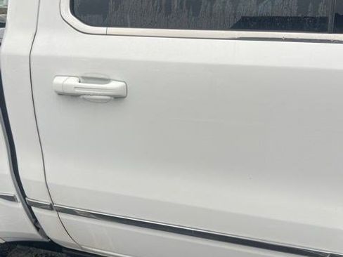 Used 2024 RAM 1500 Limited AWD/4WD image 6