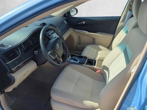 Used 2014 Toyota Camry XLE image 11