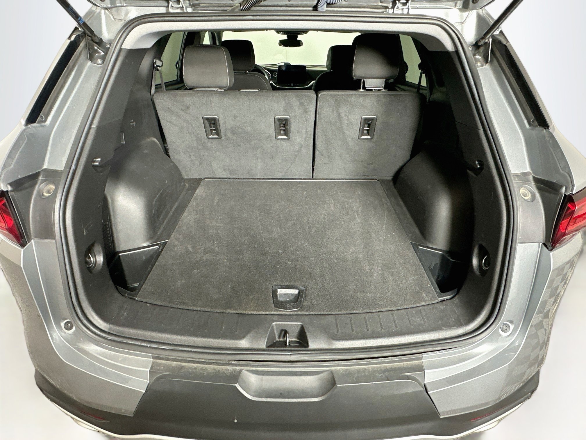 Used 2025 Chevrolet Blazer LT FWD image 26