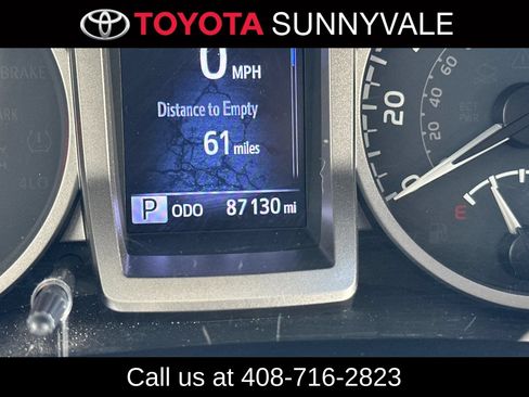 Used 2017 Toyota Tacoma SR5 w/ Tow Package AWD/4WD image 28