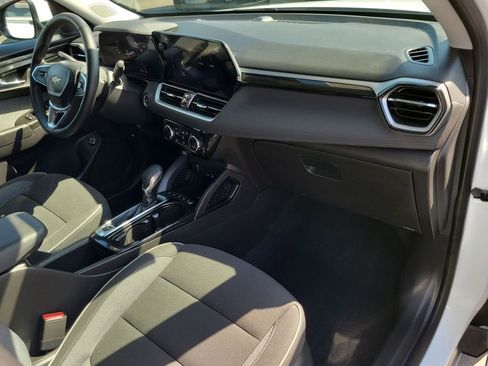 Used 2026 Chevrolet TrailBlazer LT w/ Convenience Package image 27