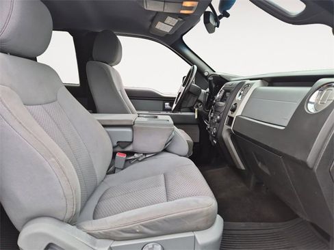 Used 2014 Ford F150 XLT w/ Equipment Group 302A Luxury image 15
