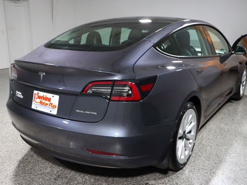 Used 2022 Tesla Model 3 Long Range image 7