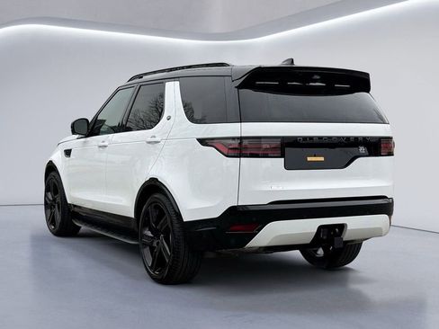New 2025 Land Rover Discovery Dynamic SE image 5