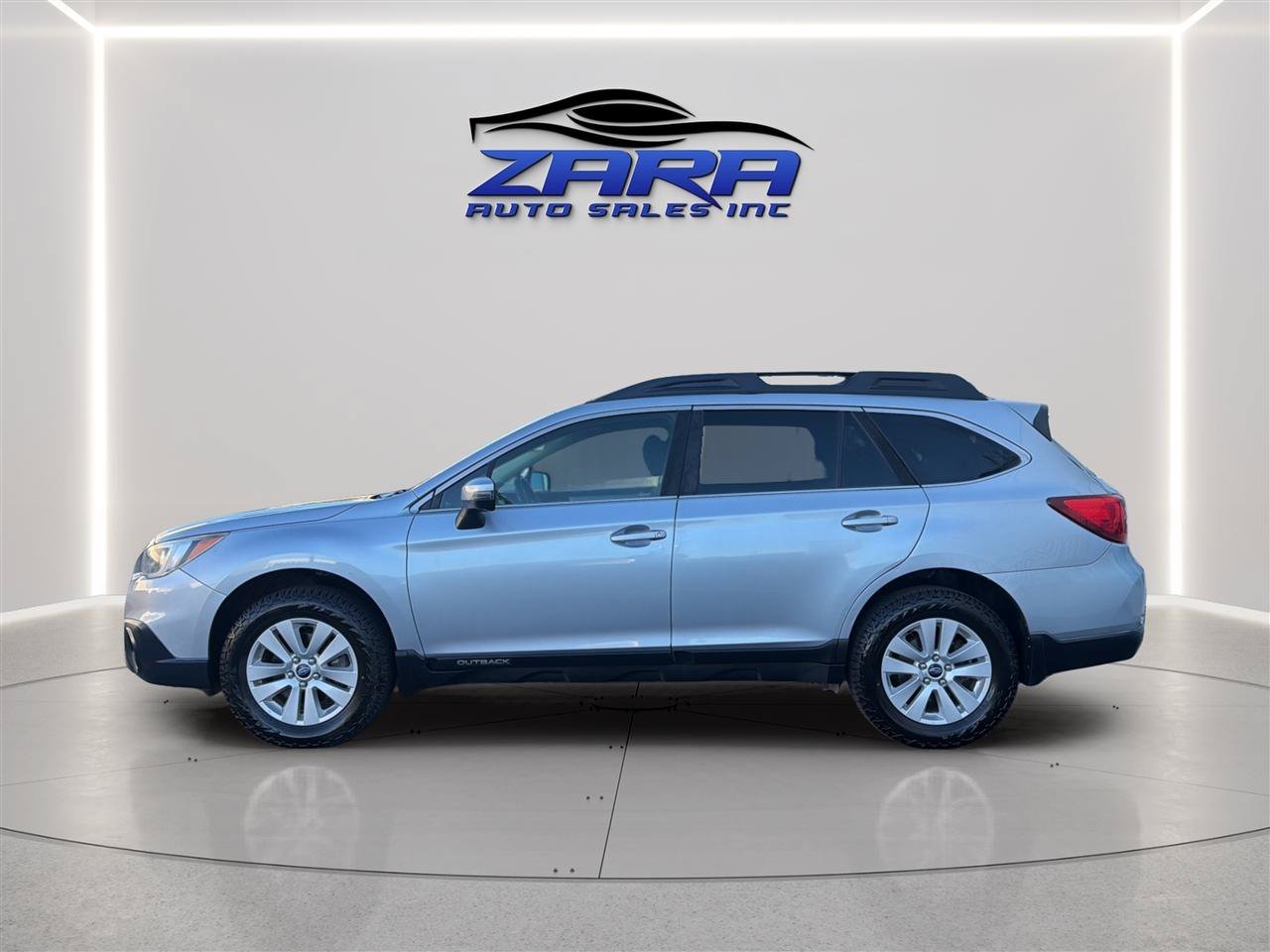 Used 2017 Subaru Outback 2.5i Premium AWD/4WD image 4