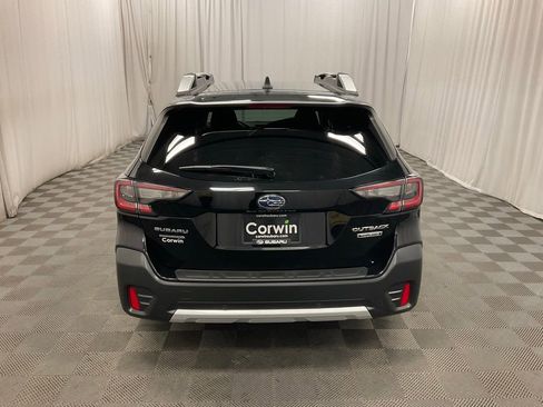 Used 2022 Subaru Outback Touring image 5