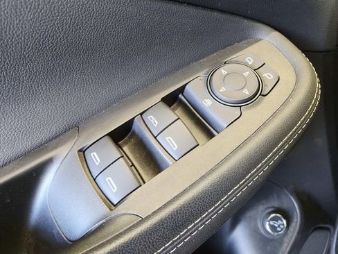 Used 2021 Buick Encore GX Select w/ Sport Touring Package image 30